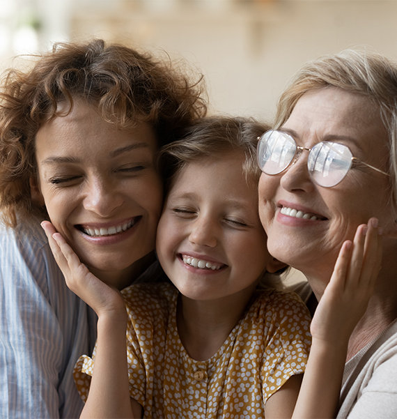 3 generations of women in a family.